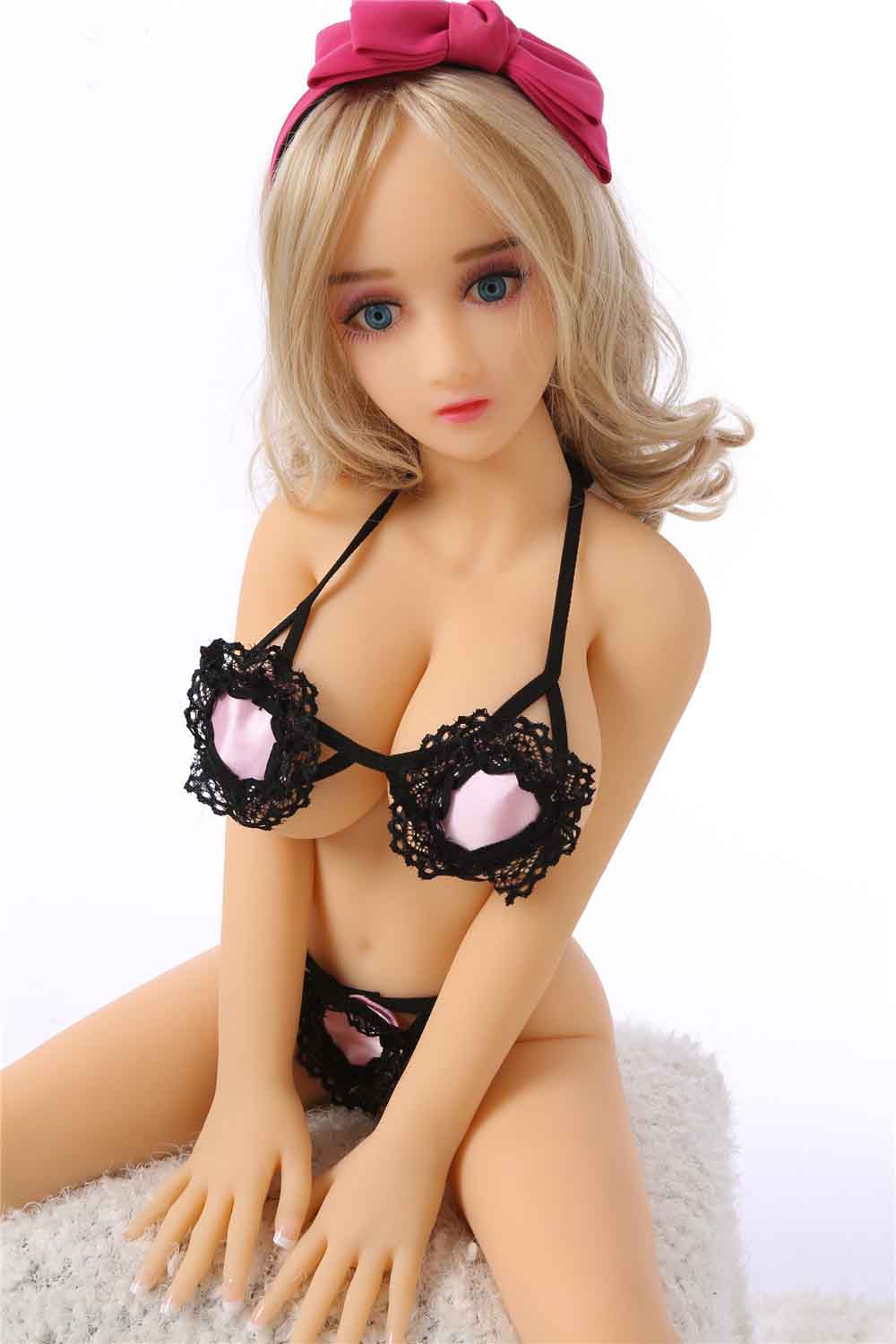 Realistic-Sex-Doll