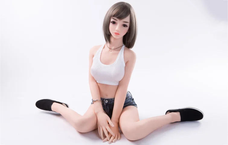 lifelike-small-boob-sex-doll