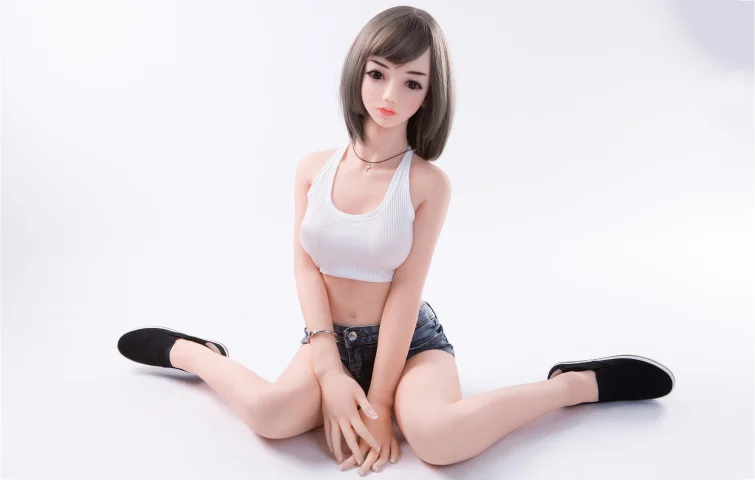 A Beginner's Guide: How to Use a Sex Doll lifelike-small-boob-sex-doll