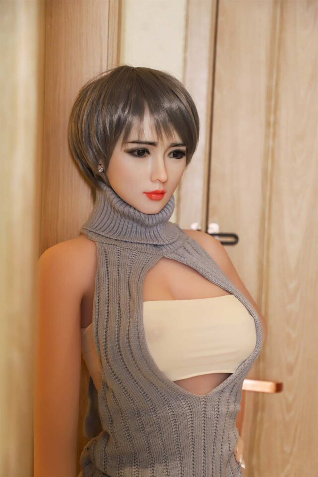 Lesbian Silicone Sex Doll