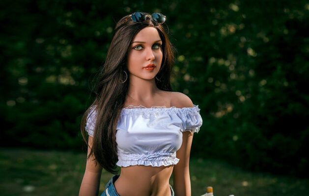 TPE VS Silicone, How to Choose the Right Sex Doll? real life tpe sex doll