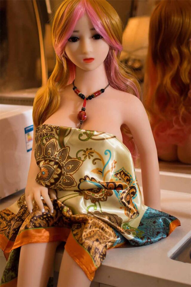 Little Sex Doll With D-Cup
