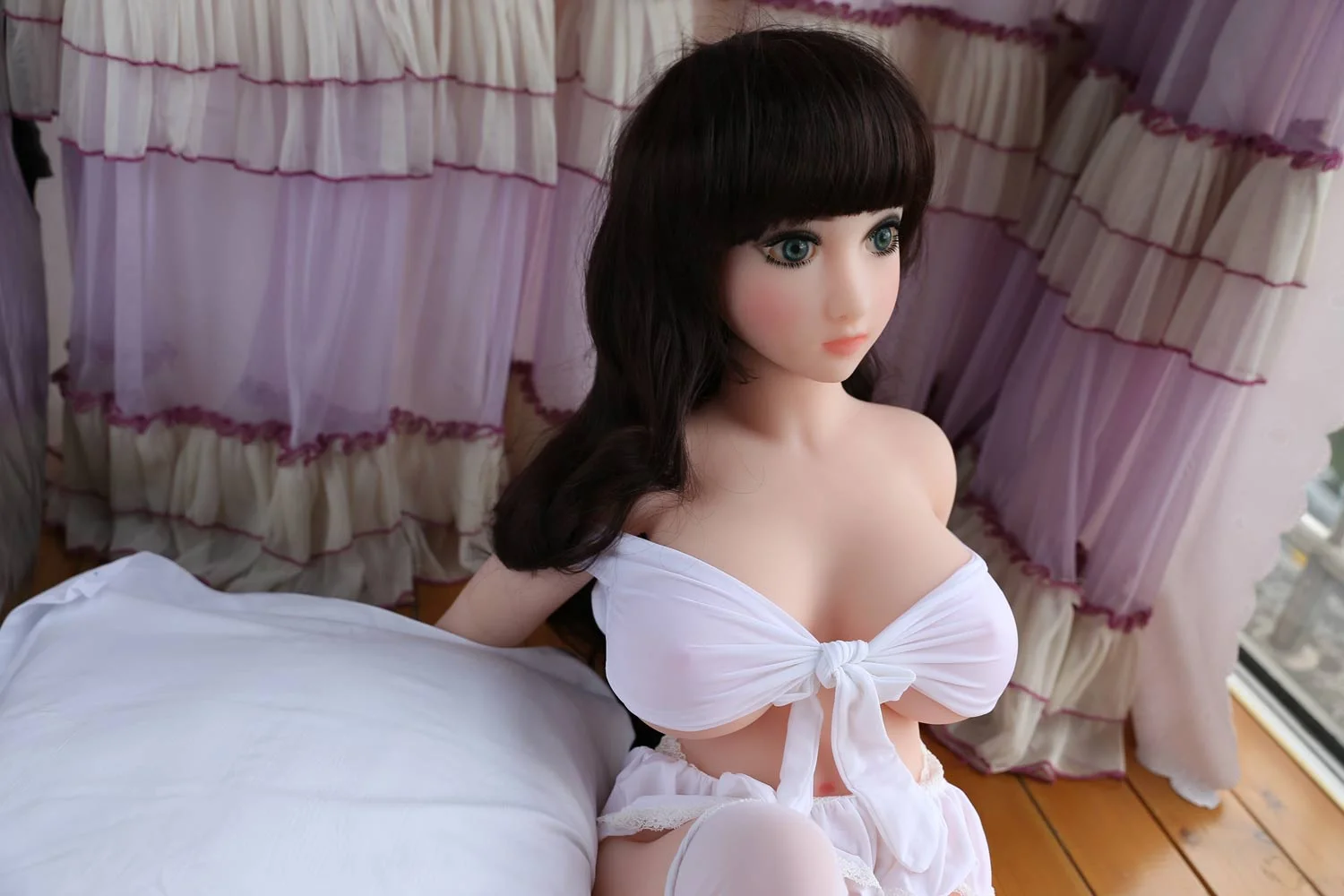 Mini sex doll with hands behind his back