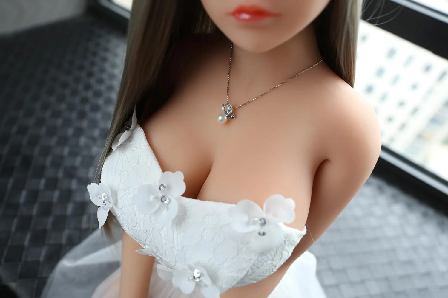 Mini sex doll with necklace