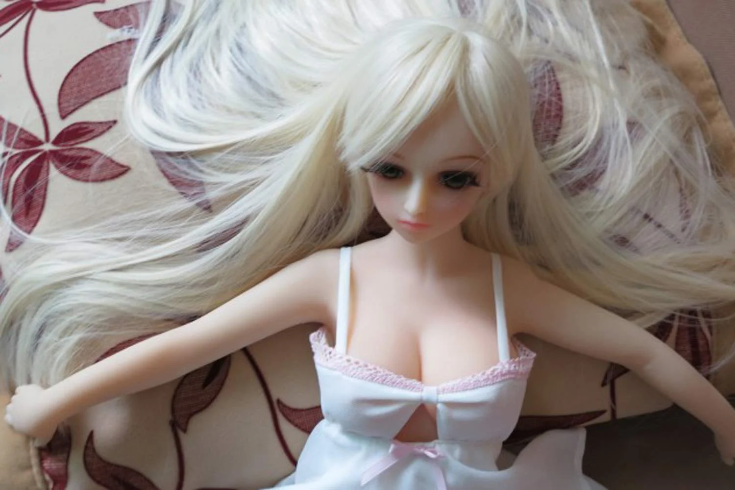 Mini sex doll with white long hair