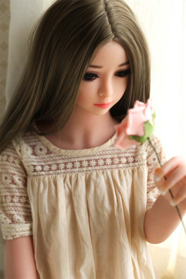 Realistic Beautiful Small Tits Sex Doll