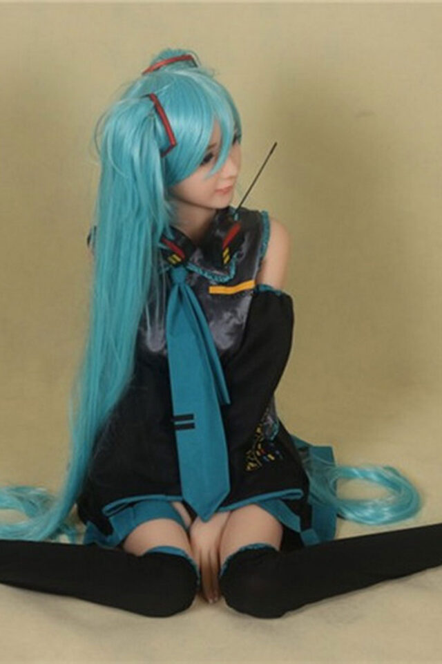 Anime-sex-doll-wearing-black-sleeves