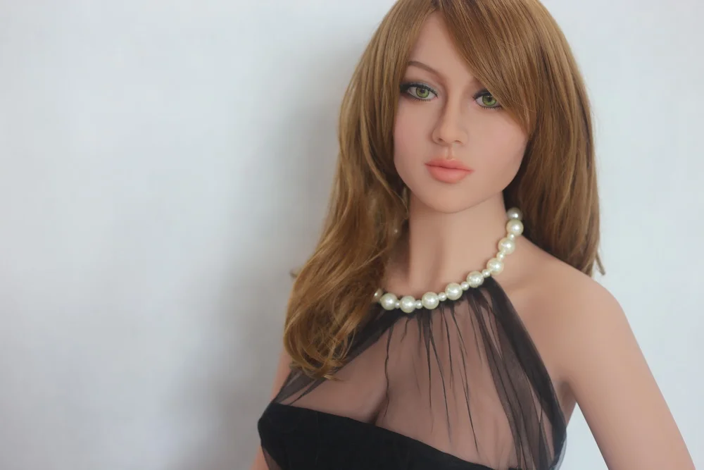 Sex doll with necklace