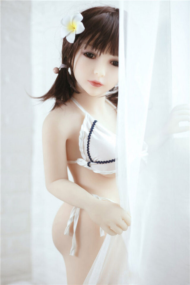Mini sex doll with curtains