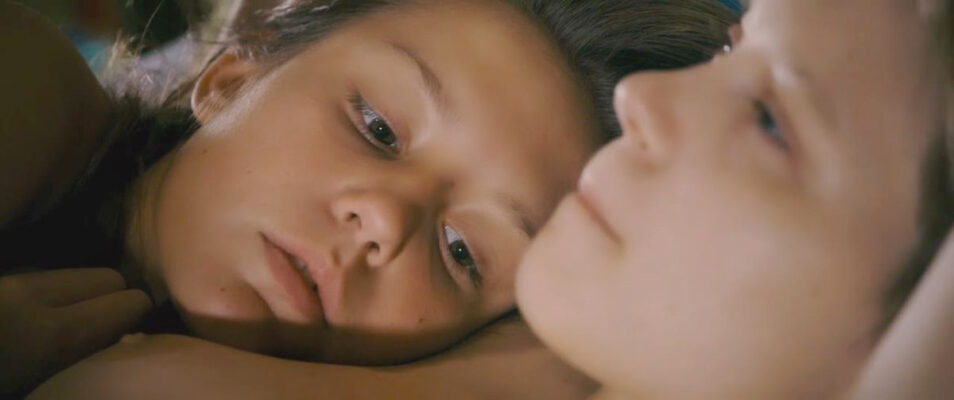 How to Have Lesbian Sex For The First Time<strong></strong> lesbian sex