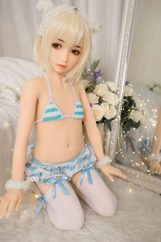 <strong>What Can You Expect From Acsexdolls in 2022 </strong> flat chest sex doll kneels down