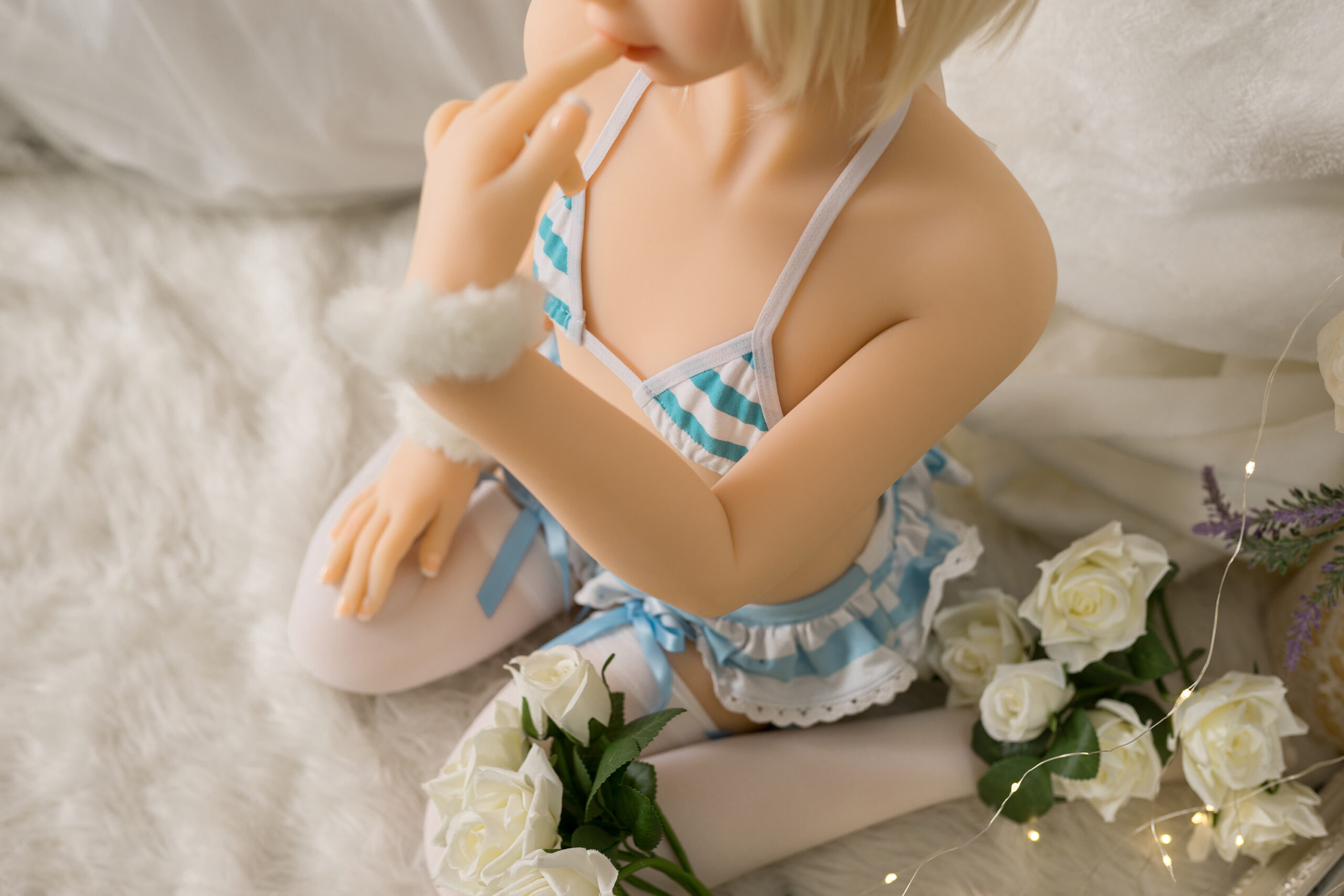 flat chest sex doll with smooth skin
