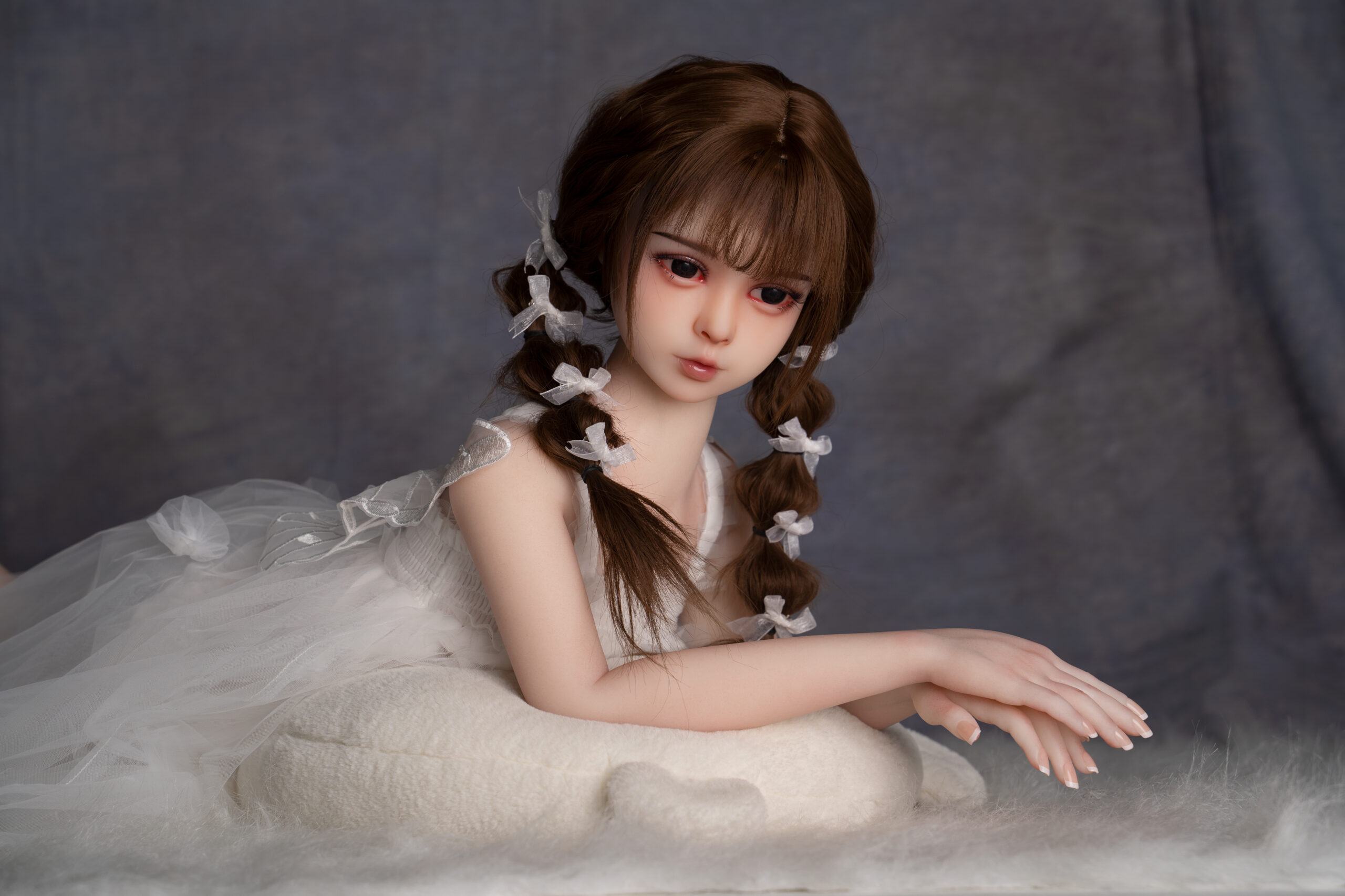 newest cute and sweet love doll