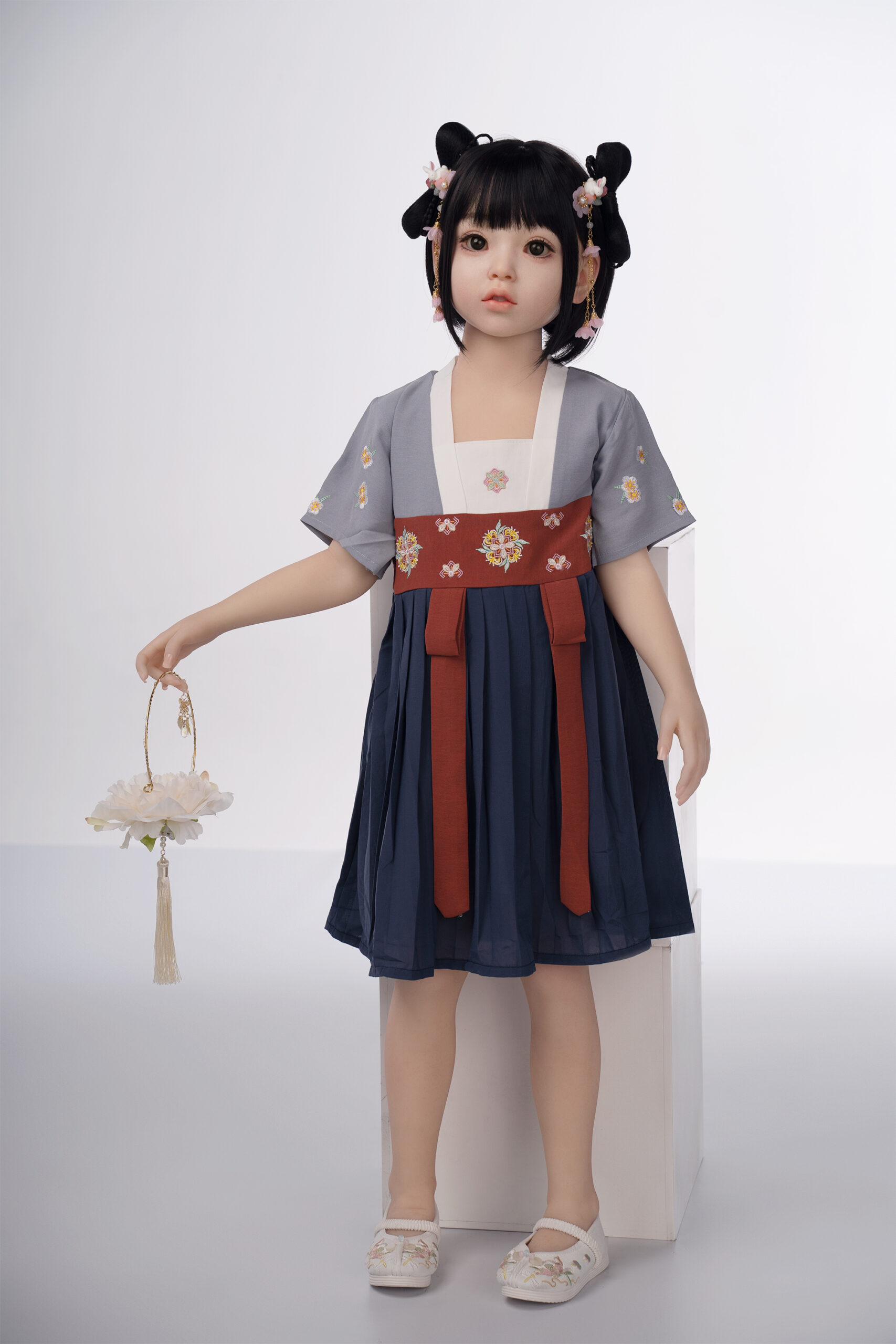 Japanese flat chest mini sex doll