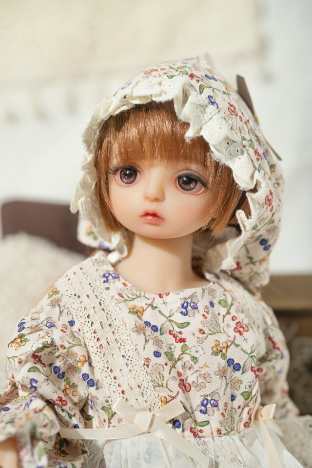 little girl looking mini sex doll