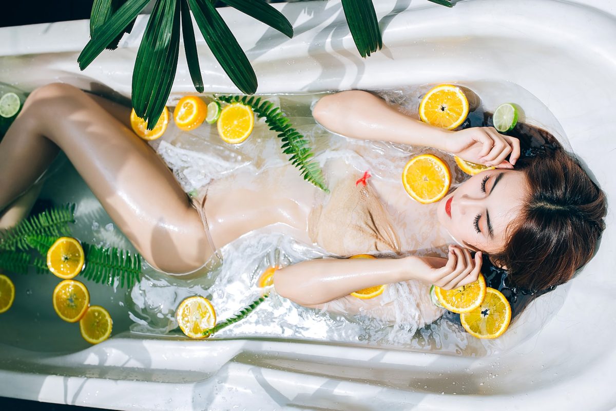 Hottest Trans Profiles that Rule OnlyFans: How to Find and Chat with Shemale Online image1